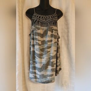 Maurices Green Camo Macrame Halter Neck Tank Top Size 0